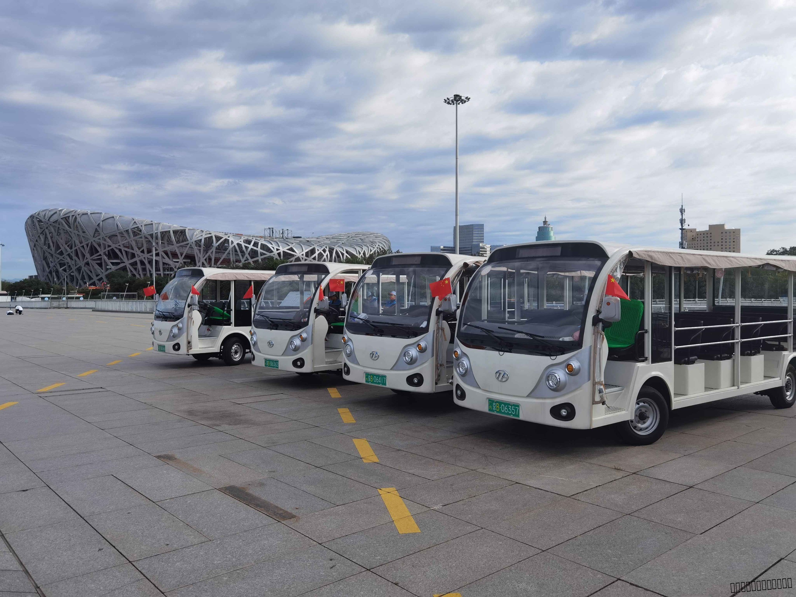 電動(dòng)觀光車(chē)